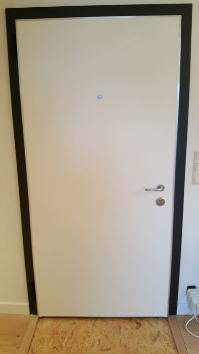 Deur geplaatst in Oosthoek